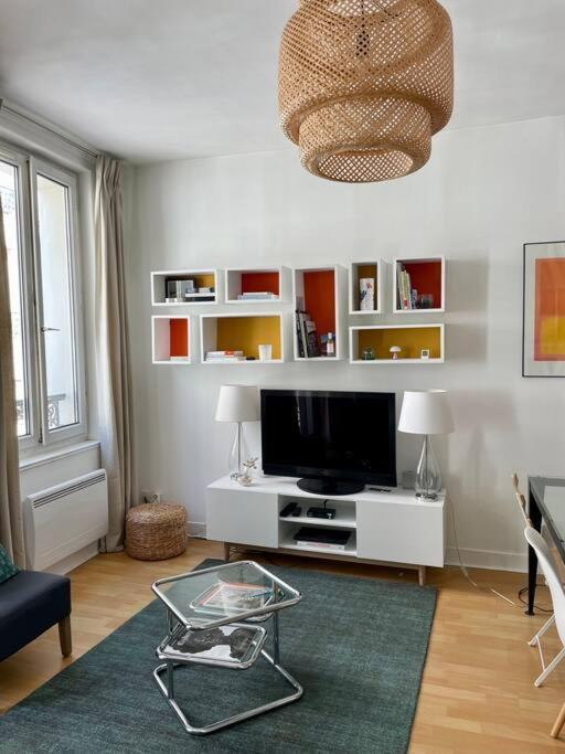 A Cote De La Avec Balcon Filant Apartment
